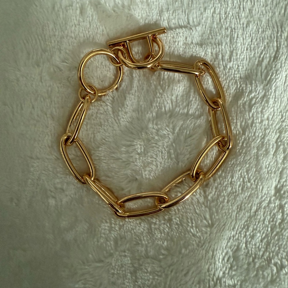 NEW ✨ Gold Link Bracelet